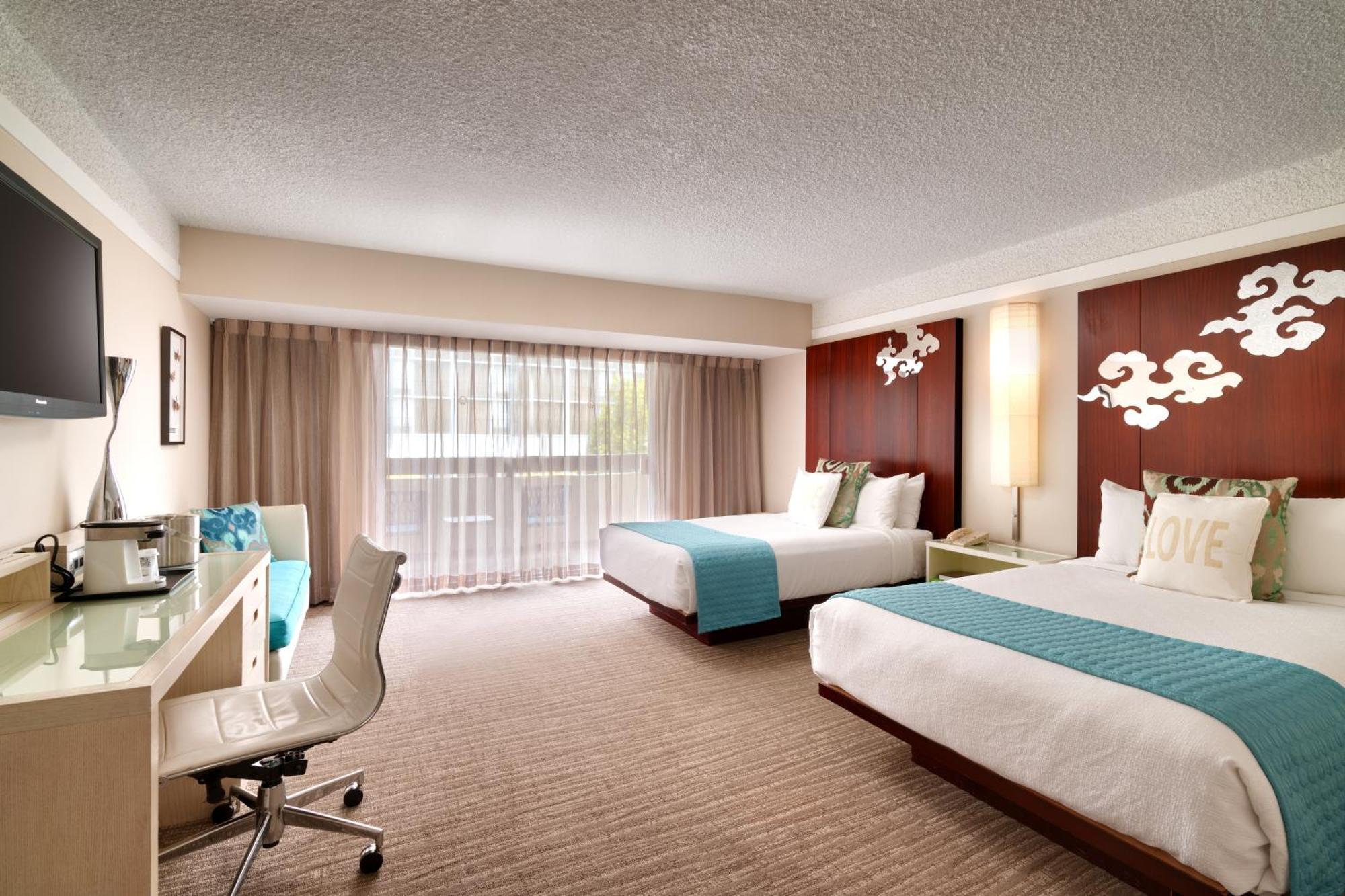 Atrium Hotel Orange County Ървайн Екстериор снимка