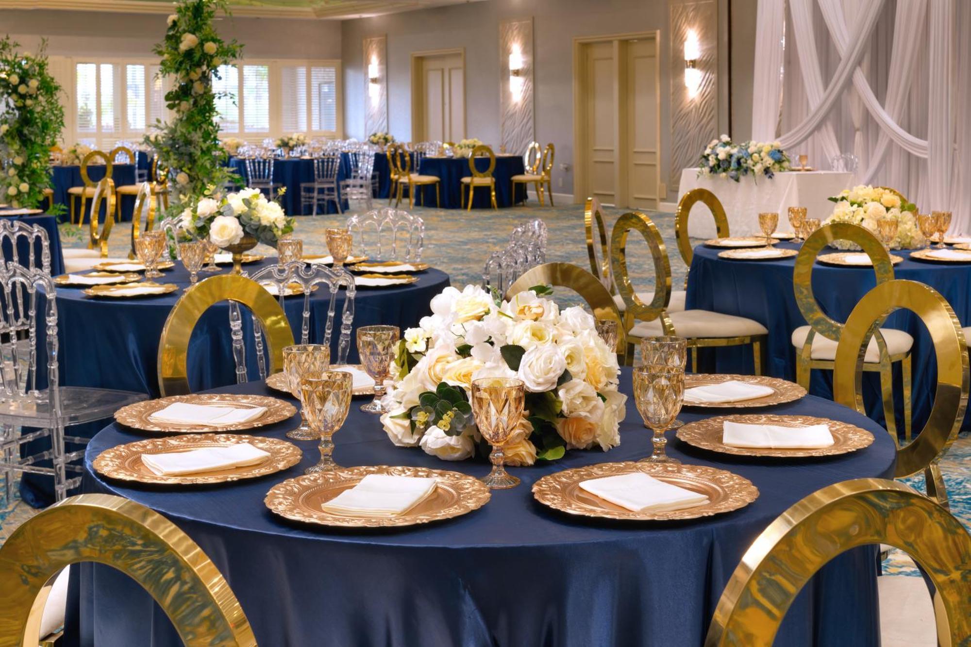 Atrium Hotel Orange County Ървайн Екстериор снимка
